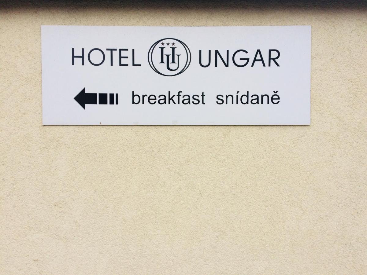 Hotel Ungar Свитави Екстериор снимка